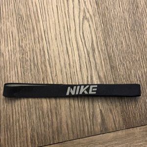 Nike Accessories - Headband Nike Accessories - Headband